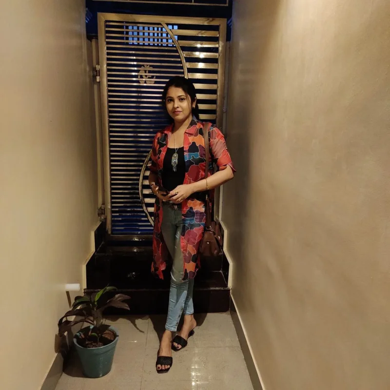 Koderma jhumari telaiya High profile Genuine and Trusted call girl . fully medical fit girls
