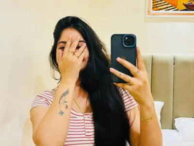 Priya ❤️💙//💚🧡 vip escort service college girls